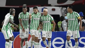 Jugadores de Atlético Nacional en un partido de la Liga BetPlay