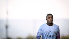 Newcastle’s Lascelles stays off TikTok to avoid Mbappé ahead of PSG Champions League game