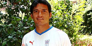 El delantero paraguayo llegó como carta goleadora para la Universidad Católica en el verano de 2009.