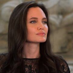 Angelina Jolie habla de su divorcio de Brad Pitt