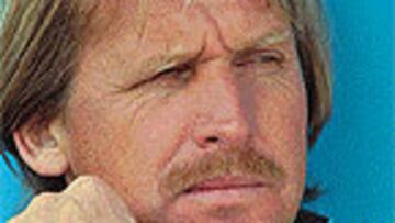 Los Gil sueñan con repescar a Schuster