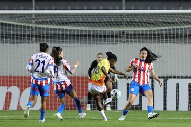 Colombia revive con goleada ante Paraguay