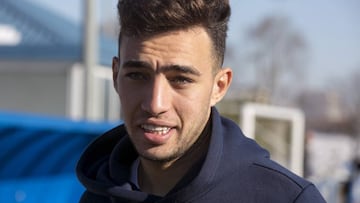 El jugador del Deportivo Alavés Munir El Haddadi,en una entrevista a EfE, ha confesado que le gustaría jugar con Marruecos el Mundial de Rusia en 2018, aunque ahora mismo no sabe nada más al respecto. Entrevista con el delantero centro del Deportivo Alavés Munir El Haddadi Mohamed.