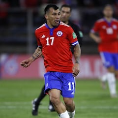 Gary Medel alegra a la Roja