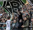 Patrick Herrman mantiene líder al Borussia Monchengladbach