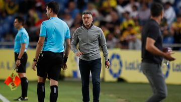 13/08/22 FUTBOL SEGUNDA DIVISION
PARTIDO UD LAS PALMAS - ZARAGOZA
ENTRENADOR LAS PALMAS PIMIENTA