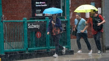 La tormenta tropical Elsa ha provocado fuertes lluvias en Nueva York, lo que ha causado inundaciones en la calles y el metro de la ciudad. Aqu&iacute; los detalles.