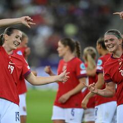 Noruega consigue el pleno de victorias en un partido loco