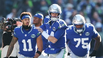 The Vikings are shut out for the first time in 18 years as the Seahawks continue their postseason push.