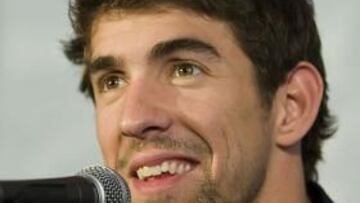<b>VUELVE EL REY DEL AGUA</b>. El nadador estadounidense Michael Phelps hará su primera aparición competitiva desde los Juegos Olímpicos de Pekín hoy en el Gran Premio Ultraswim de Charlotte (EE. UU.).