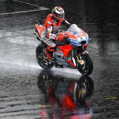 Lorenzo: "Se habría corrido en un asfalto normal, con drenaje"