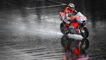 Lorenzo en el agua de Silverstone