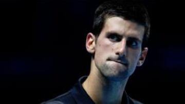 Djokovic gana ante Federer su segunda Copa de Maestros