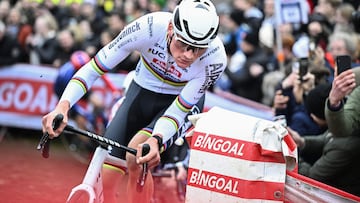 Van der Poel, en la Copa del Mundo de Amberes.