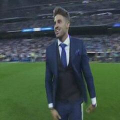 Carlos Garrote hizo el saque de honor en el Santiago Bernabéu