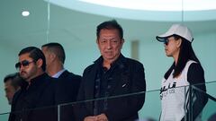 Peter Lim, en una de sus últimas visitas a Mestalla.