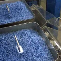 Detenida una banda de jubilados en Marbella que traficaba con viagras falsas