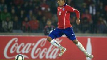Gonzalo Jara lleg&oacute; a 73 partidos por Chile.