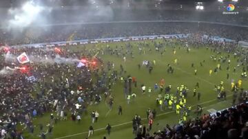 La impresionante invasi¨®n de campo en plena pandemia por el t¨ªtulo del Malm? en Suecia