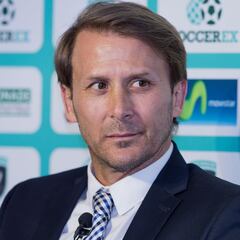 Gaizka Mendieta advierte a Tigres: "El Bayern no perdona"