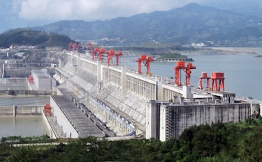 Earth’s central axis changed: NASA says this giant hydroelectric power plant is the cause