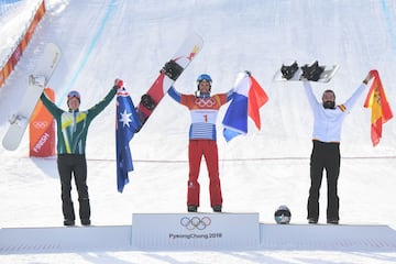 La medalla de oro fue para Pierre Vaultier, la plata para Jarryd Hughes y el bronce para Regino Hernández. 