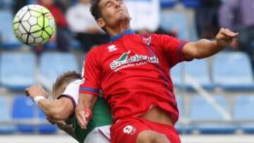 El Numancia suma un punto que le permite seguir líder