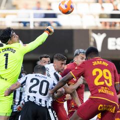 El Racing se topa con Campos y la madera en Cartagena