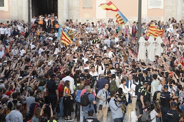 Valencia sigue de fiesta: apoteósis en el ayuntamiento