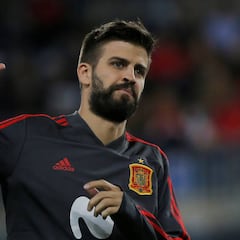 Pitada de La Rosaleda a Piqué como en los peores tiempos