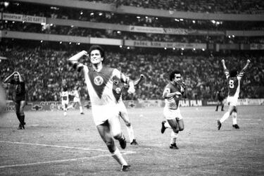 10 canteranos del América que se fueron a Europa