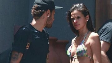 Bruna Marquezine despidi&eacute;ndose de Neymar con cara triste tras pasar juntos unos d&iacute;as en las Navidades de 2017