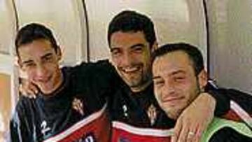 <B>BIEN INTEGRADOS</B>. Pablo Amo, Míchel y Alberto, los tres madrileños del Sporting.