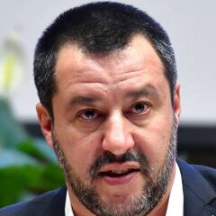 Salvini se opone a suspender partidos por los ultras para no caer en la extorsión