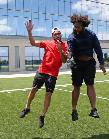 Koke, Lemar, Morata y Marcos Llorente disfrutaron a lo grande visitando las instalaciones de los Dallas Cowboys.