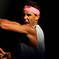 Nadal coge ritmo y afina su precisión para vencer a Mayer