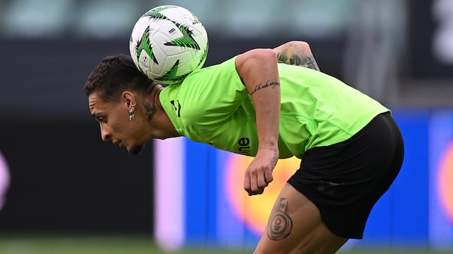 Antony elige al Betis... en el FIFA