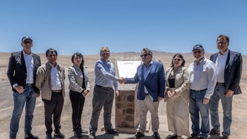 De izquierda a derecha: Thomas Klein, director del Observatorio La Silla Paranal de ESO; Ricardo Díaz, gobernador de la Región de Antofagasta; Alejandra Pizarro, directora de la Agencia Nacional de Investigación y Desarrollo (ANID); Stuart McMuldroch, director general del CTAO; Xavier Barcons, director general de ESO; Valeska Molina, secretaria regional del Ministerio de Ciencia, Tecnología e Innovación de la Región de Antofagasta; Francisco Colomer, presidente del Consejo ERIC del CTAO; y Volker Heinz, gerente del programa de construcción del CTAO.
