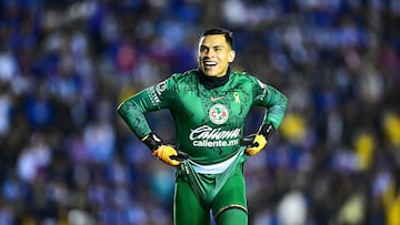 Luis Malagon of America during the Semifinal second leg match between Cruz Azul and America as part of the Liga BBVA MX, Torneo Apertura 2024 at Ciudad de los Deportes Stadium on December 08, 2024 in Mexico City, Mexico.