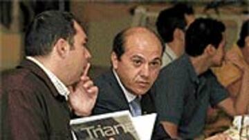 <B>EVALUACIÓN</B>. Del Nido examinó muchas de las gestiones que ha abierto desde que llegó al club.
