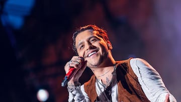 Christian Nodal dio a conocer quién es su amor platónico; se parece mucho a Cazzu