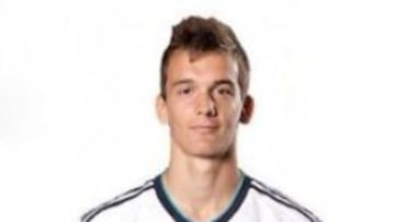 Diego Llorente.