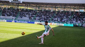 Calderón pone un centro