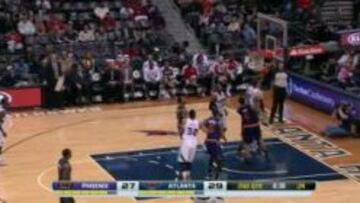 Los Suns se aferran a los playoffs gracias a Bledsoe y Dragic