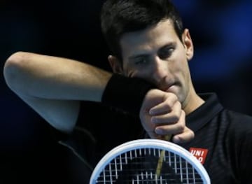 Novak Djokovic venció a Berdych y aseguró el número uno del mundo.