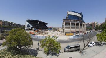 Aspecto de la demolición del Estadio Vicente Calderón a 24 de julio de 2019.

