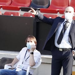 Paco: "Llega la hora de la verdad, quien falle se quedará fuera"