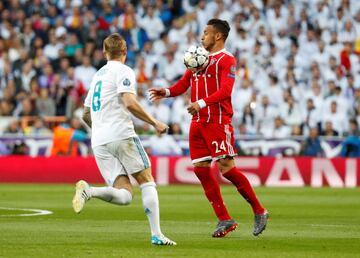 Tolisso y Kroos.