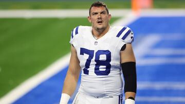 Los Indianapolis Colts no contarán con el centro Ryan Kelly para el partido contra los Houston Texans porque fue colocado en la lista/reserva COVID-19.