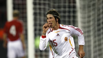 Sergio Ramos anotó el 0-2 en Aarhus ante Dinamarca en 2007, el gol que significaba el nacimiento del tiqui-taca.